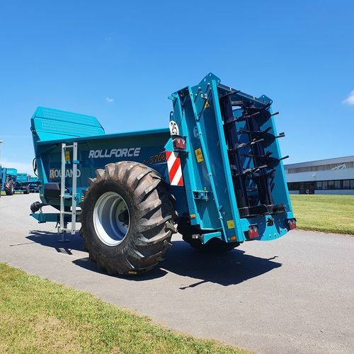 Gezogener Stalldungstreuer - 3706 - ETS ROLLAND S.A. - mit senkrechtem Streuer / kompakt
