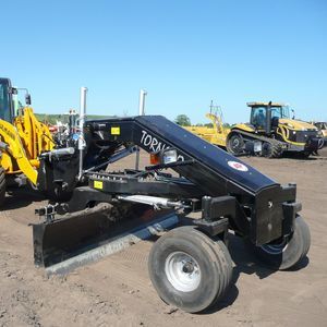 niveladora para la preparación de los campos 1