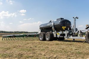 esparcidor de estiércol líquido en tándem 1