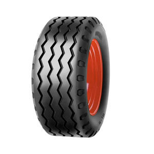 neumático para tractor
