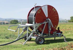 enrollador de irrigación con accionamiento por turbina 1