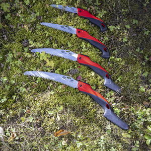 sierra de mano para la poda de árboles 1