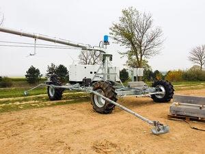 pivots de riego alimentados por tubo