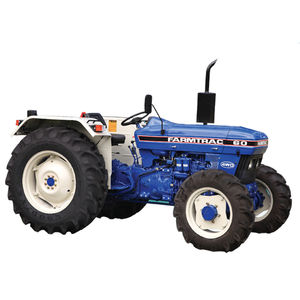 tractor bajo 1