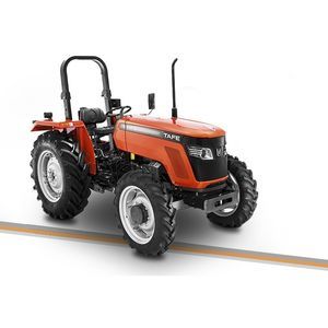 tractor 4 ruedas motrices 1