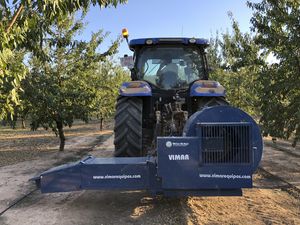 soplador de hojas montado en tractor