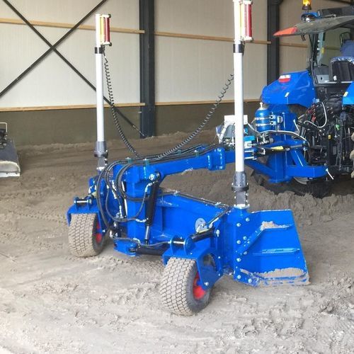 Niveladora para la preparación de los campos - TS series - AP Machinebouw B.V. - orientable / bajo chasis