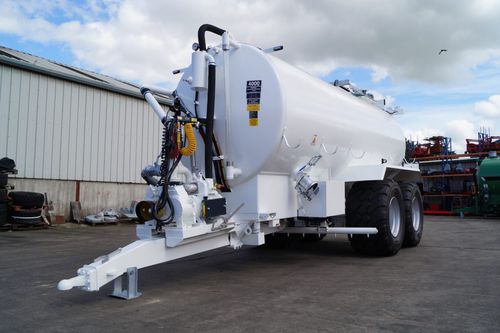 Esparcidor de estiércol líquido en tándem - TD-S series  - HI-SPEC Engineering Ltd. - de vacío / con bomba centrífuga