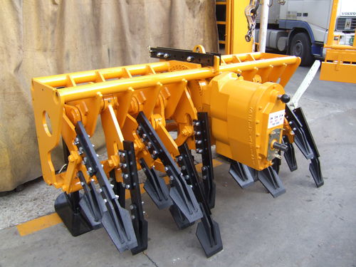 Azadonadora de toma de fuerza - 180.350 SERIES - SELVATICI srl - montada en tractor