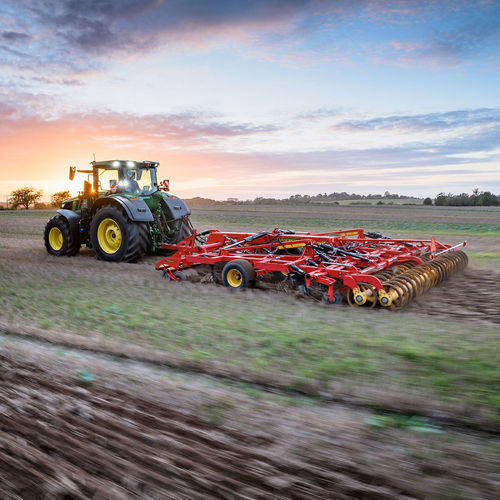 Cultivador de arrastre - TopDown 300-700 - VÄDERSTAD GmbH - plegable / con rastrojadora de discos