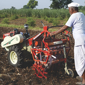 Sembradora en hileras convencional - VST Tillers Tractors Ltd. - con sistema de distribución de fertilizante