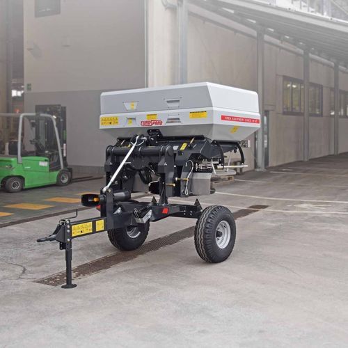 Abonadora de arrastre - 1.5 T - EuroSpand - seca / en gránulos / de gran anchura