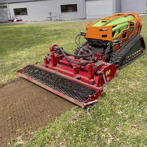 Enterrador de piedras para cargadoras compactas teledirigidas - RCH 60 - Rotadairon - con rodillo