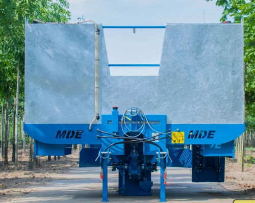 Plantadora para árboles - PM45-SSU - MDE Machinebouw bv - automática / 1 hilera / de acoplamiento