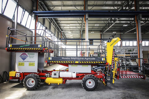 Plataforma de cosecha para vergel - Fruttolo Double - RMA ROSSO MACCHINE AGRICOLE Snc - autopropulsada