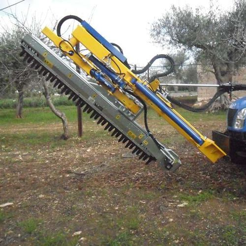 Segadora montada en tractor - Macchine Speciali con potatrice BGP 4000A - OFFICINA MECCANICA B E G SRL - 2 hileras