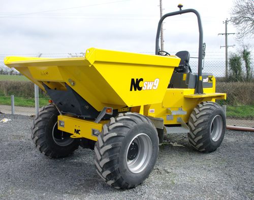 Minidúmper con volquete de elevación - NC Engineering Ltd. - con neumáticos / diésel