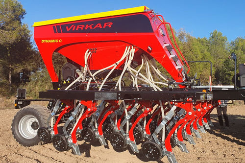 Sembradora en hileras siembra directa - Dynamic C - virkar group - hidráulica / de dientes / de arrastre