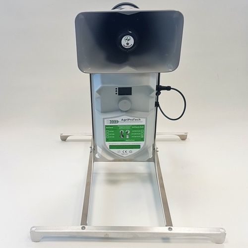 Espantapájaros acústico - AviTrac 9M - AgriProTech - para aves / electrónico / con panel solar