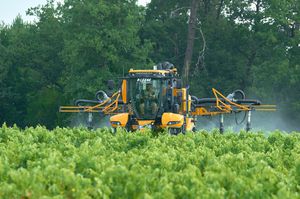 pulvérisateur pour tracteur enjambeur