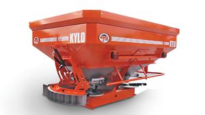 distributeur d'engrais monté sur tracteur