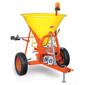 distributeur de sel traîné
