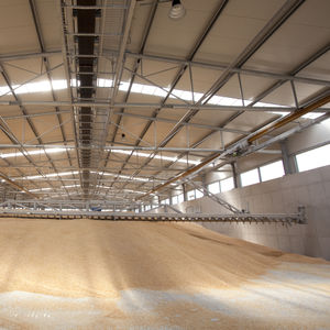 bâtiment de stockage pour graines et céréales