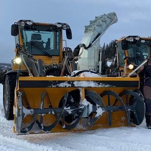 souffleuse à neige portée 1