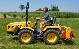 tracteur étroit