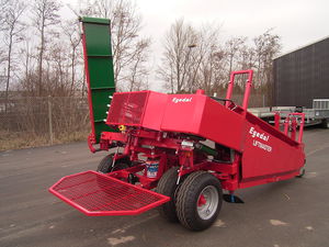 arracheuse de mottes pour tracteur