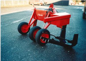 arracheuse de mottes pour tracteur 1