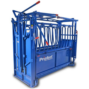 cage de traitement pour vaches 1