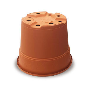 pot en plastique recyclé 1