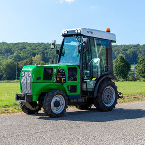 tracteur étroit