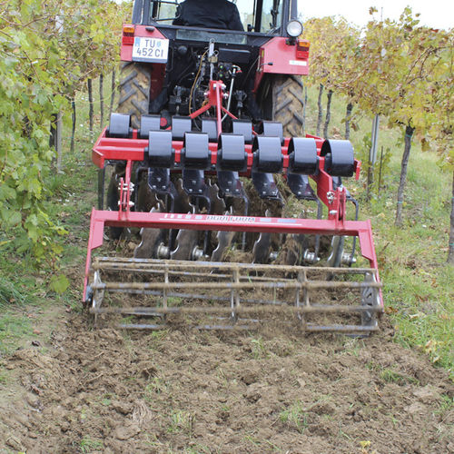 Cultivateur porté - VINUM Series - AGRI FARM Maschinenbau GesmbH - avec rouleau / avec déchaumeur à disques / fixe