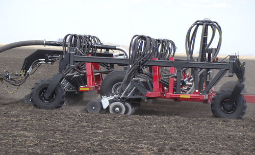 Semoir en ligne pneumatique - 40,45 - Amity Technology LLC - à disque / traîné / pliable