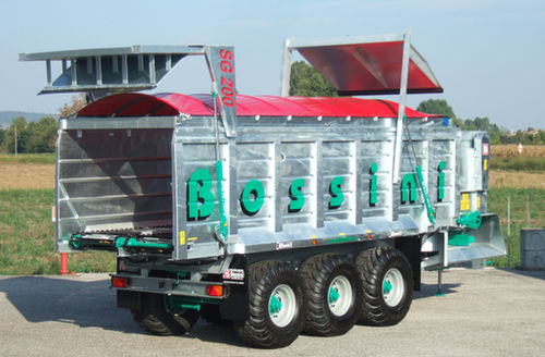 Épandeur de fumier traîné - SG 200     - BOSSINI s.r.l. - à hérissons horizontaux / à 3 essieux
