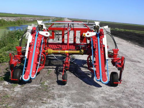 Poseuse d'arceaux traînée - CM REGERO Industries - automatique