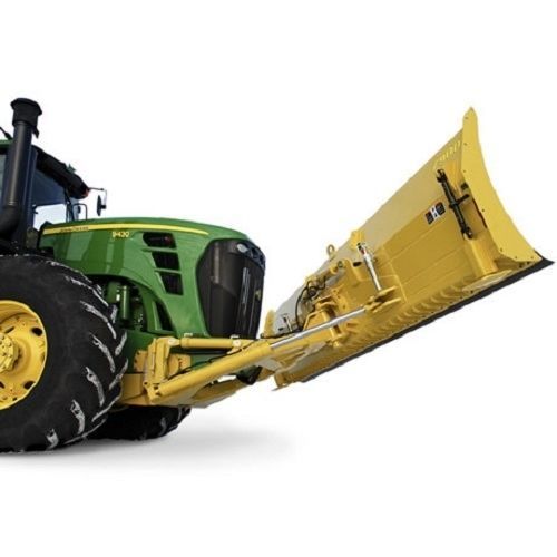 Lame d'ensilage montée sur tracteur - 7900  - Degelman Industries Ltd.