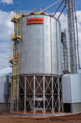 Silo pour céréales - Kepler Weber Industrial S/A - en métal / à fond conique