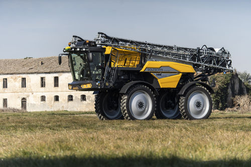 Pulvérisateur automoteur - MAF 4240HP - MAZZOTTI S.r.l. - pour grande culture / hydraulique / à bras repliable