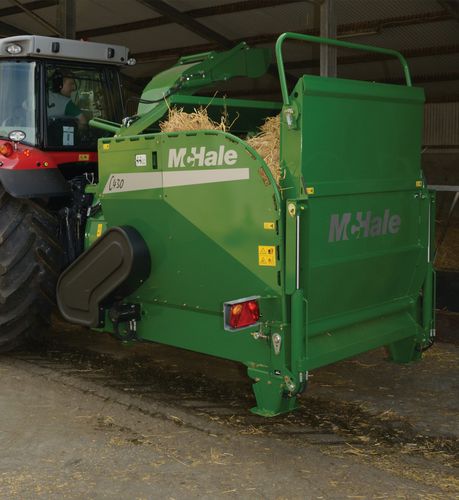 Pailleuse traînée - C430 - McHale Engineering Ltd. - pour balle ronde / sur prise de force