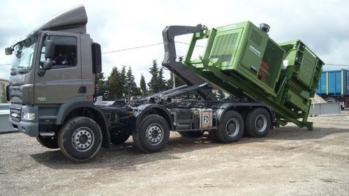 Broyeur de branches monté sur camion - PTH 1000/1000 M - PEZZOLATO Officine Costruzioni Meccaniche S.p.A. - à moteur diesel