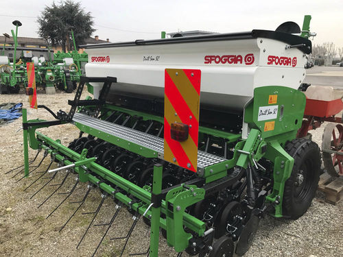 Semoir en ligne mécanique - DS series - SFOGGIA Agriculture Division S.r.l. - à disque / monté sur tracteur / avec attelage trois points
