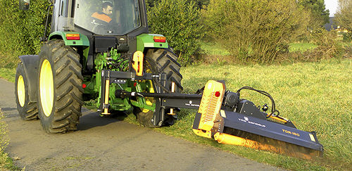 Broyeur à axe horizontal déporté - TDR - TMC CANCELA Maquinaria Agricola Cancela S.L. - à marteaux / à fléaux / pour accotement