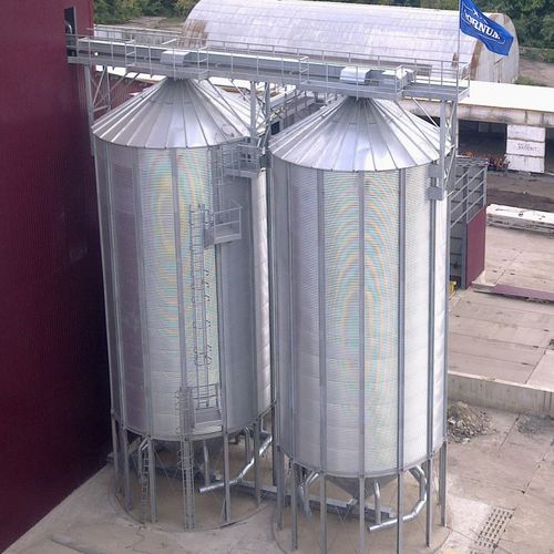 Silo pour céréales - TORNUM AB - en acier / en acier galvanisé / à trémie