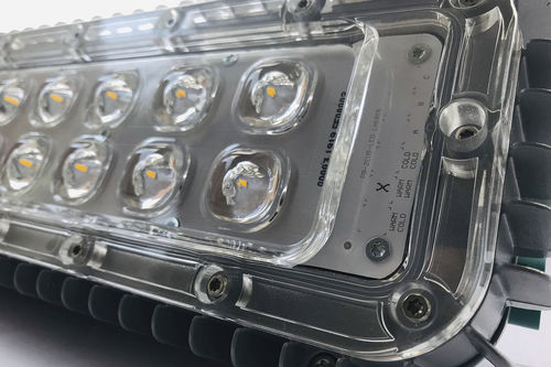 Éclairage pour bâtiment d'élevage - Aurora 540 Batwing - Big Dutchman - à LED / pour intérieur / pour volaille