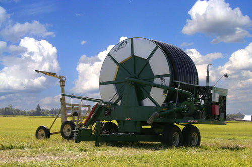 Enrouleur d'irrigation à entraînement hydraulique - Acurain - Daritech, Inc. - traîné