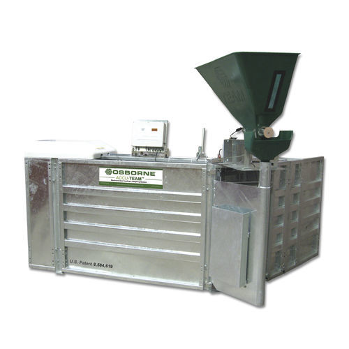 Station d'alimentation pour porcins - ACCU-TEAM™ - Osborne Industries Inc. - avec système d'identification automatique / programmable