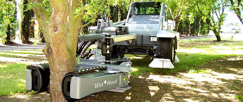 Vibreur arboricole de fruits - Orchard-Rite ® - de fruits à coques / automoteur / hydraulique